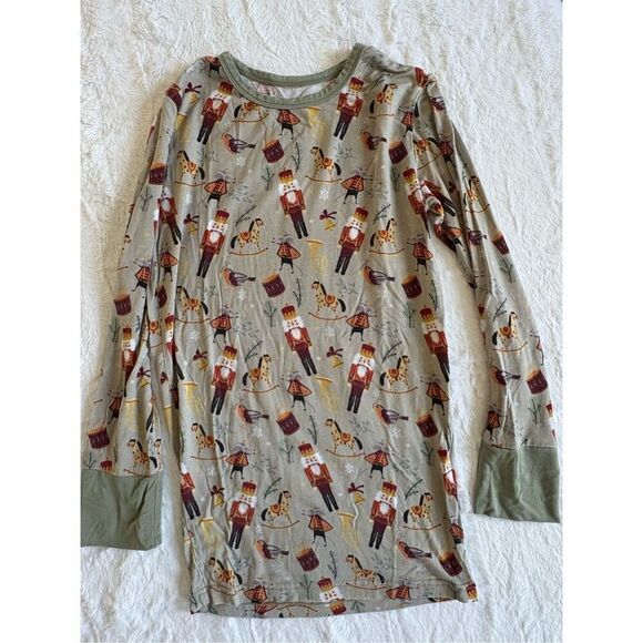 KindThing Christmas Modal Pajamas Size 9-10 - Picture 4 of 10